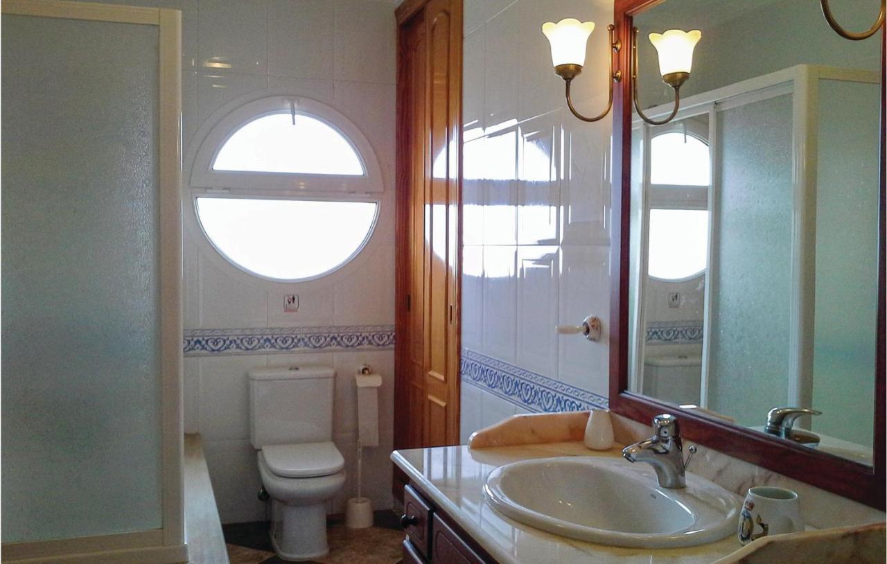 Awesome Home In Portman With Kitchen Dış mekan fotoğraf